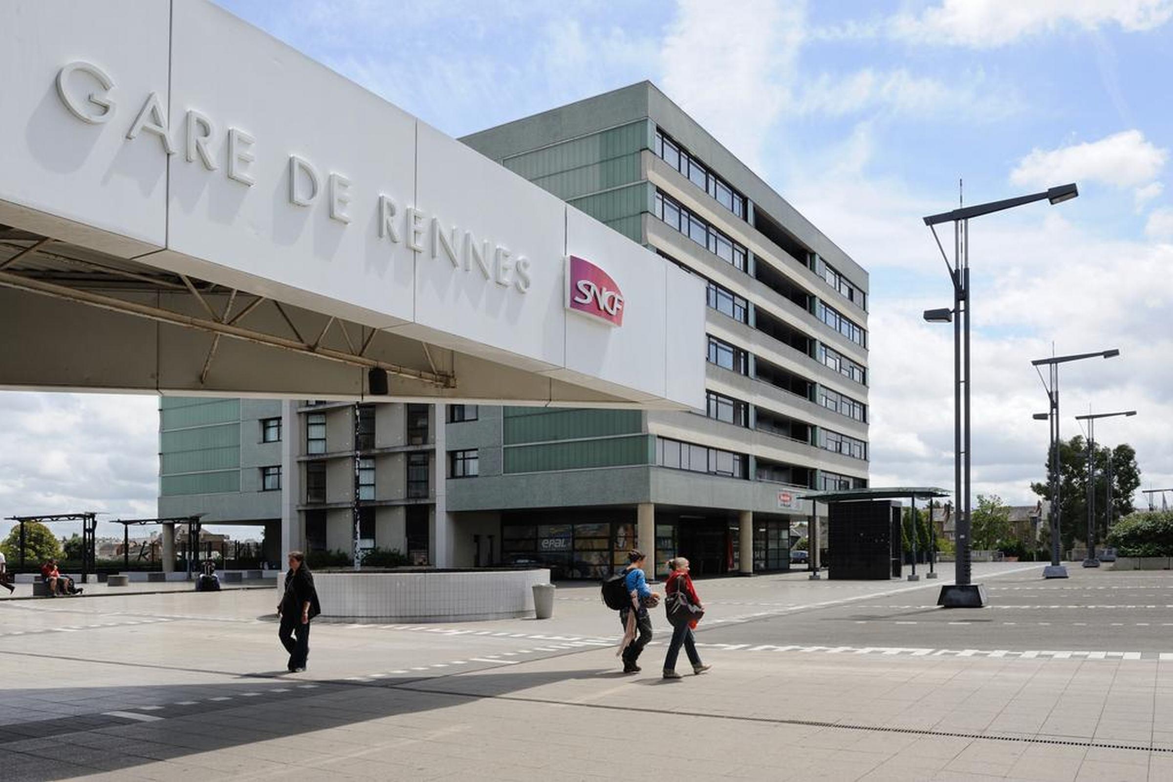 Sejours & Affaires Rennes De Bretagne Aparthotel Exterior photo
